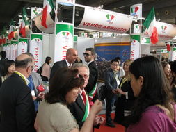 2013年中國(guó)國(guó)際營(yíng)養(yǎng)品博覽會(huì) 聚焦健康食品與綠色生活新風(fēng)尚